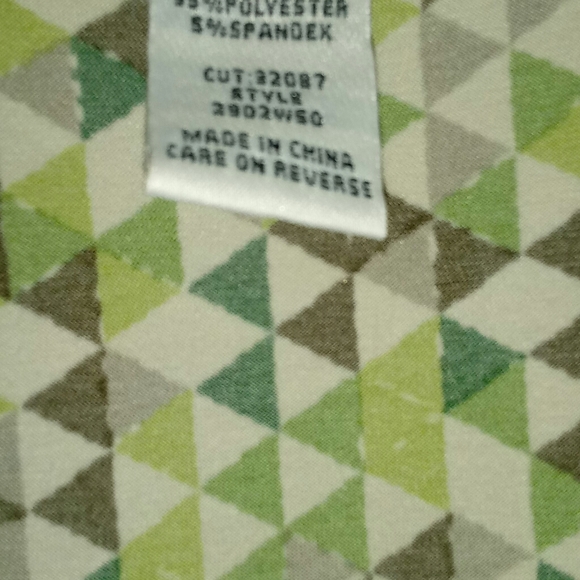 Nice casual dress - Picture 2 of 2